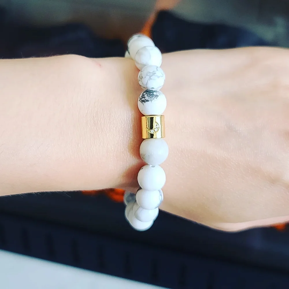 Howlite bracelet - Picture 1 of 5